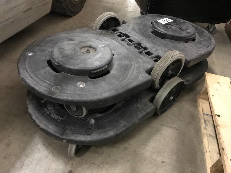 Dual container dollies