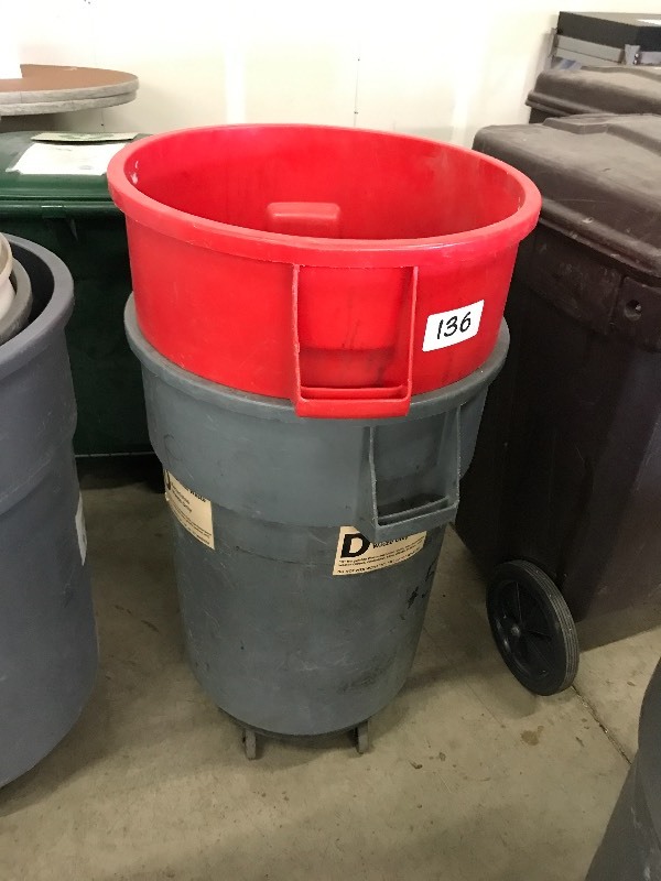 2 trash cans