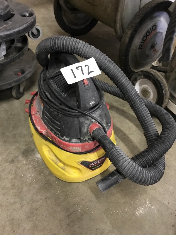 Small shop vacuum