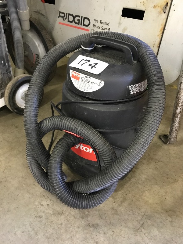 Small shop vacuum