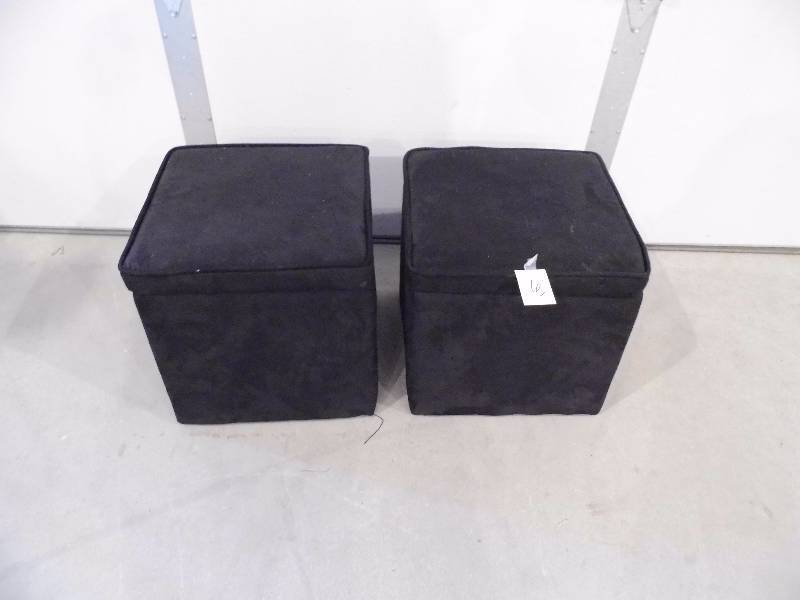 lot 6 image: 2 Black Storage Cubes