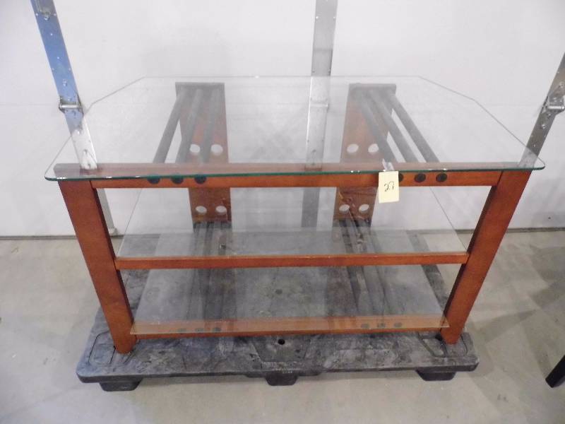lot 27 image: TV Stand