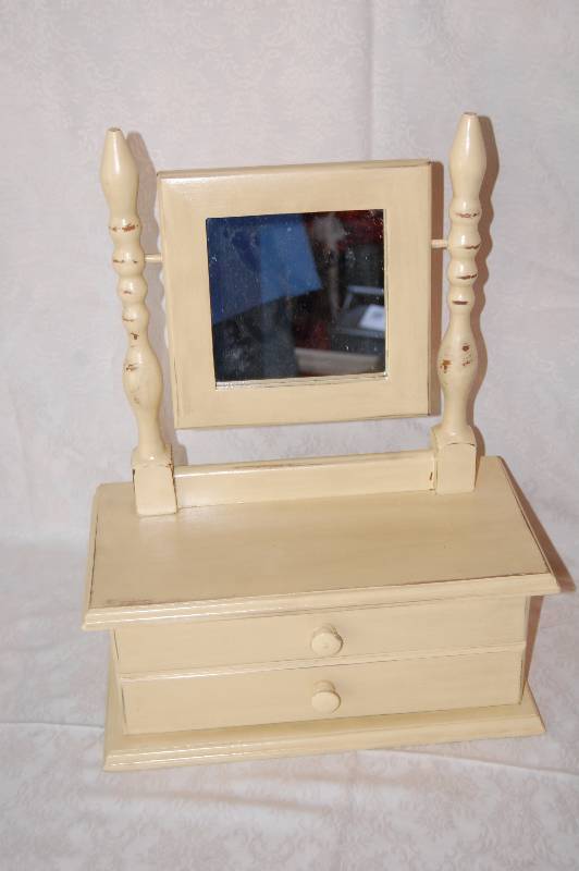 Jewelry Box with Mirror