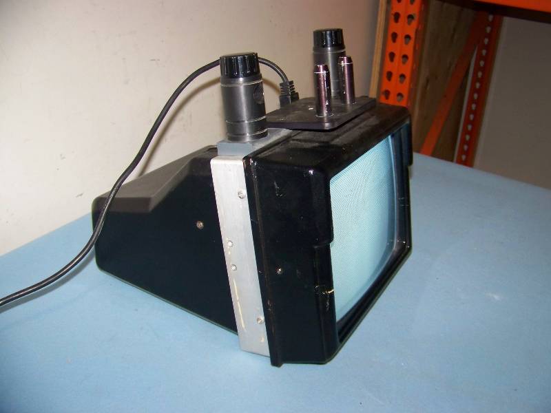 lot 41 image: Q TV  Autocue, 11, MVP-11, Teleprompter Screen