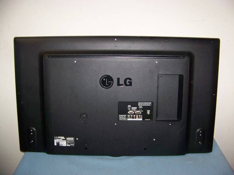lot 2 image: 47, LG, Full HD (1080p), Commercial, Direct LED, TV  Television with Remote Control