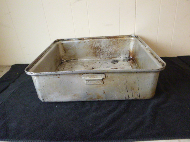 lot 35 image: Pan