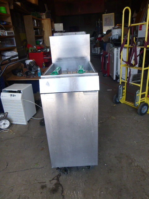 lot 55 image: Hobart Gas Deep Fryer