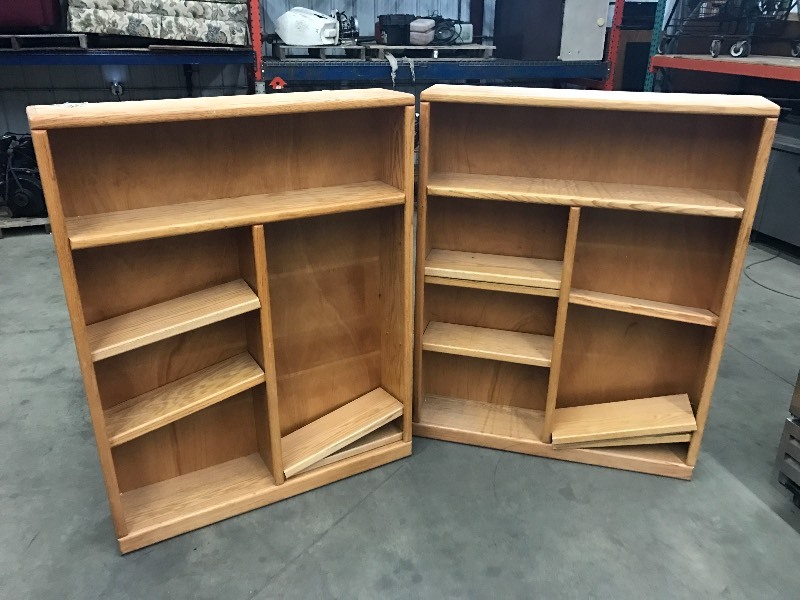 lot 42 image: (2) Wooden Shelves