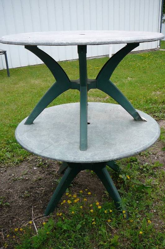 48 Round Table