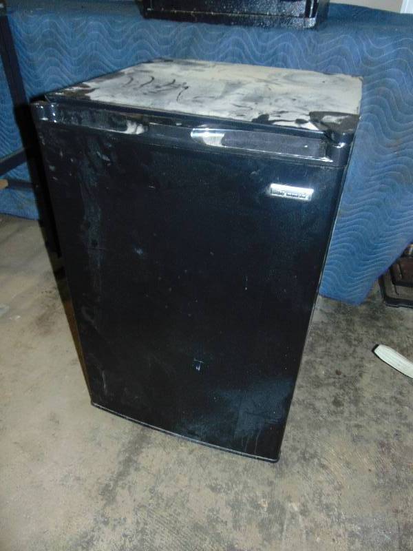 Kenmore Mini Fridge