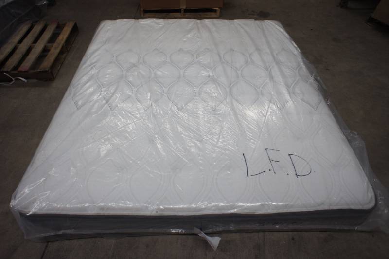 lot 25 image: New - Cali - Queen - California Queen Size - Dadford Plush Euro Pillowtop - Mattress - MSRP $ 1699.99