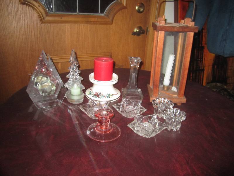 lot 102 image: CANDLE HOLDERS