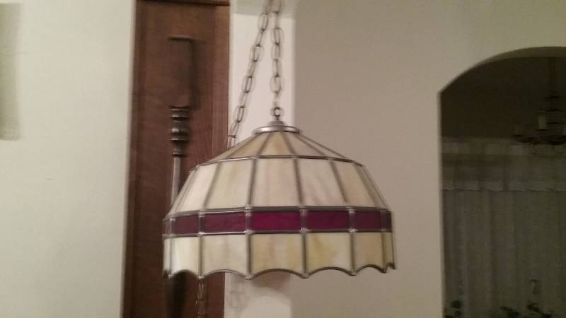 lot 33 image: HANGING LAMP