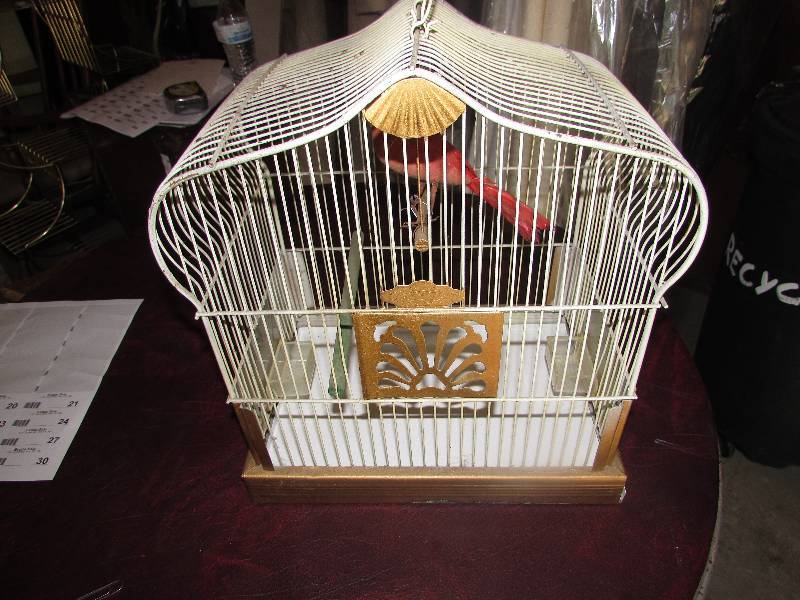 lot 19 image: VINTAGE BIRD CAGE