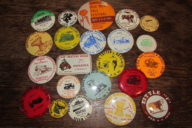 lot 212 image: VINTAGE PINS  BUTTONS, EVENTS AND FESTIVALS
