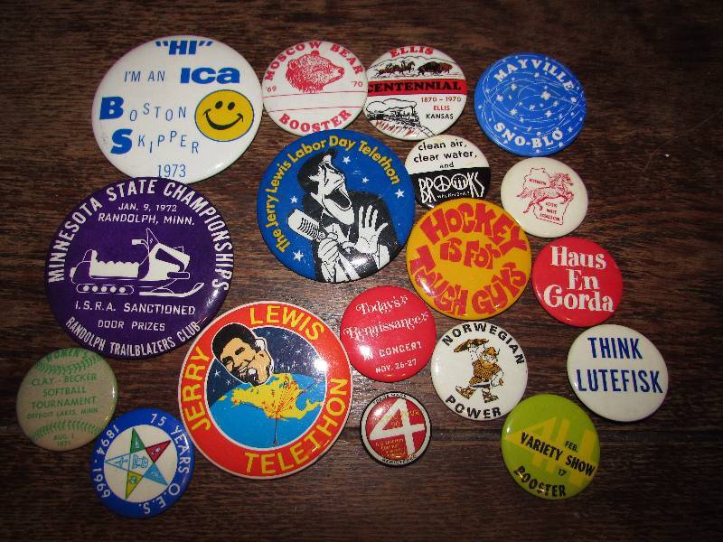 lot 223 image: VINTAGE PINS  BUTTONS, EVENTS, NORWEGIAN, JERRY LEWIS