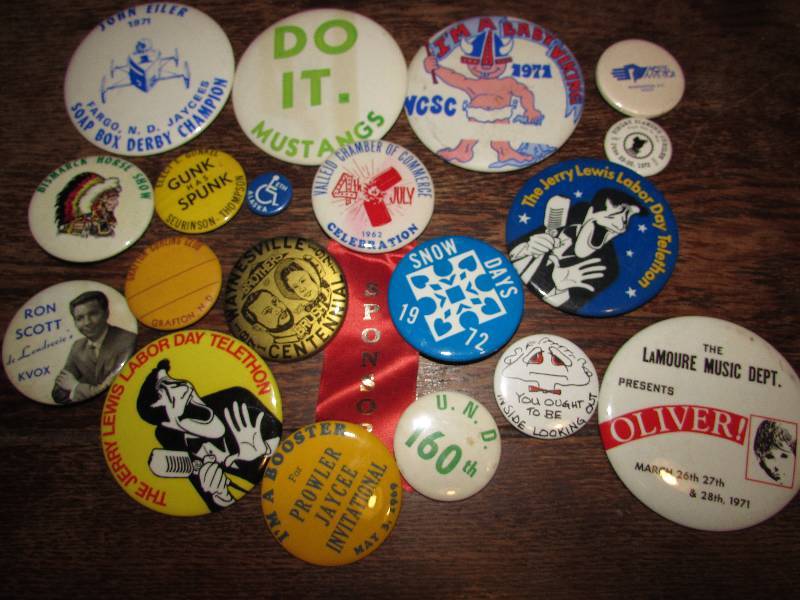 lot 227 image: VINTAGE PINS  BUTTONS, EVENTS AND JERRY LEWIS