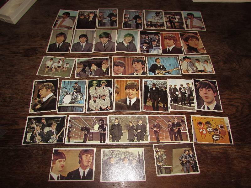 lot 178 image: BEATLES TRADING CARDS