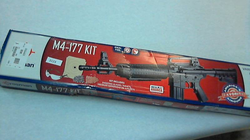 lot 3123 image: Crosman M4 .177 Rifle Kit