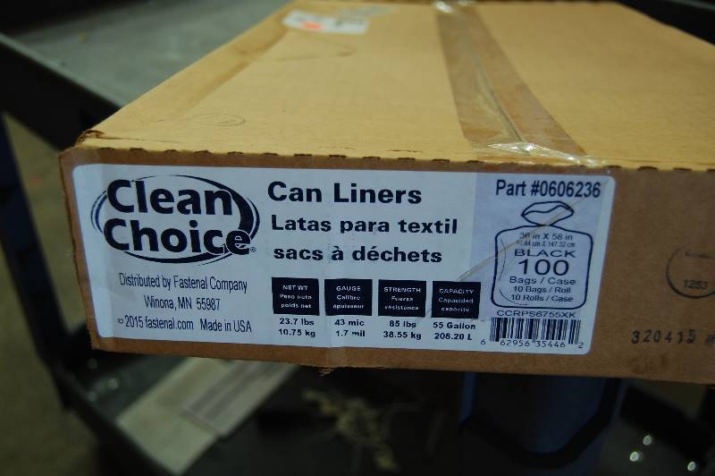 lot 28 image: Case of 55Gal Garbage Bags-1.7 mil