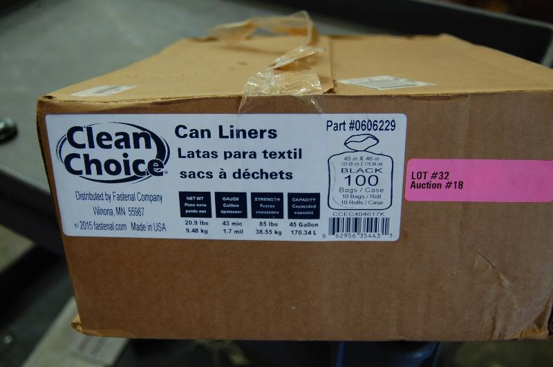lot 32 image: Case of 45Gal Garbage Bags-1.7 mil