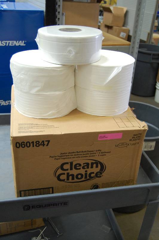 lot 40 image: 1.5 Cases of Toilet Tissue