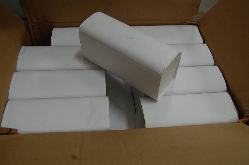 lot 50 image: Eye Glass Tissue Wipes
