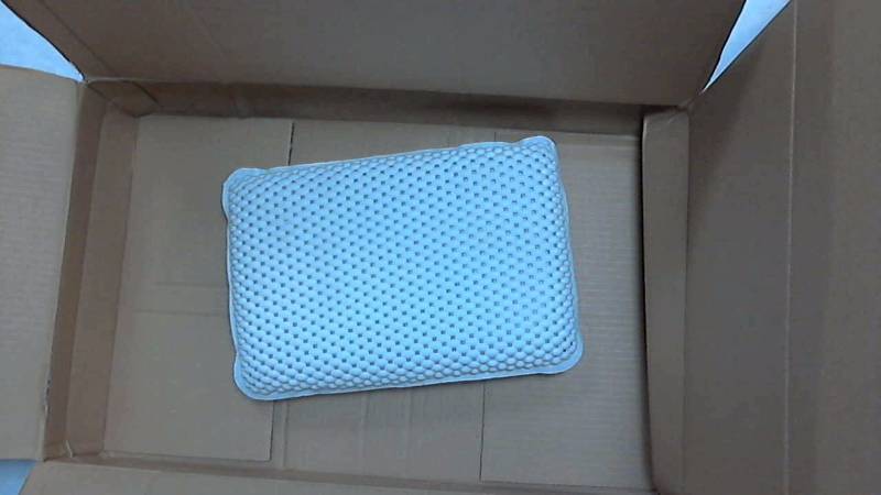 lot 2356 image: Bath Bliss Foam Bath Pillow White