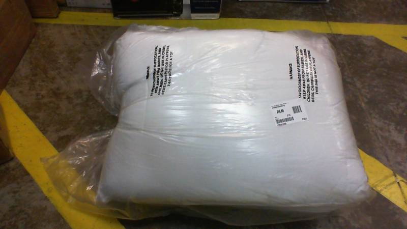 lot 2387 image: alc 4 pk Allergy Jumbo Pillow