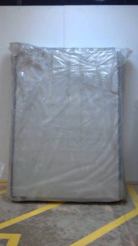 lot 2703 image: Serta Perfect Sleeper Boxspring - Full Size