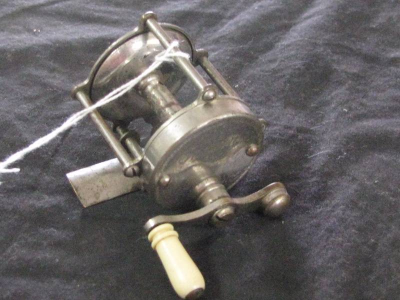 lot 7 image: Indian Trade Reel
