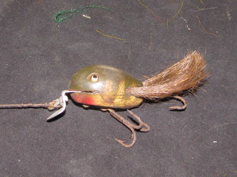 lot 18 image: Creek Chub Ding Bat Lure