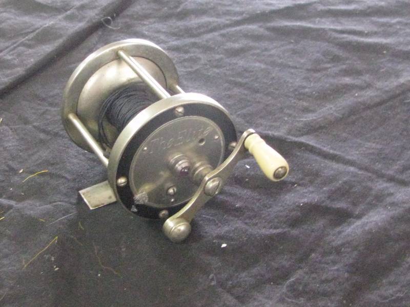 lot 32 image: Elite Reel