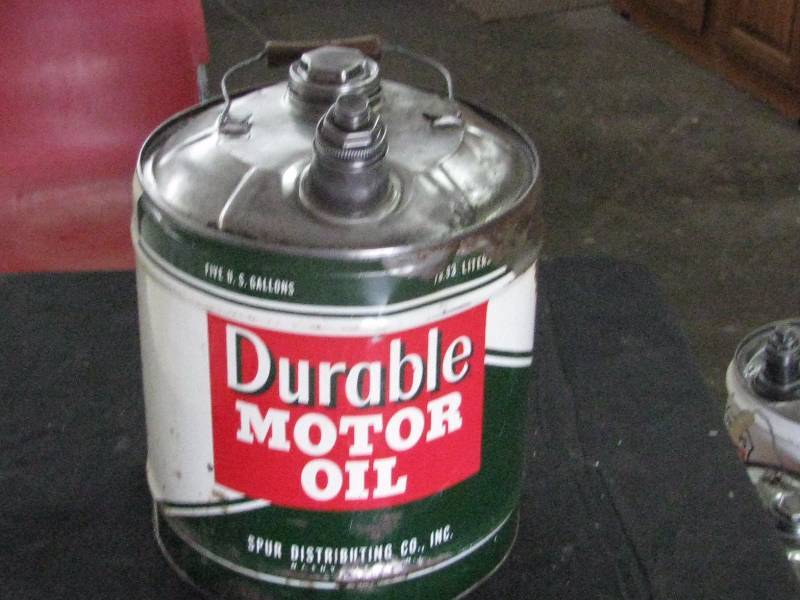 lot 75 image: Duralube 5gl Oil Can