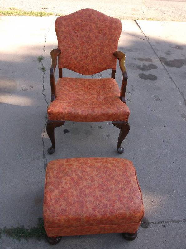 lot 33 image: Vintage