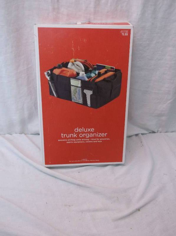 lot 54 image: Trunk Organizer