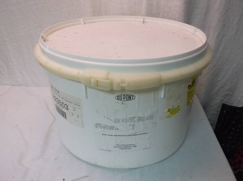 lot 63 image: Storage Tote