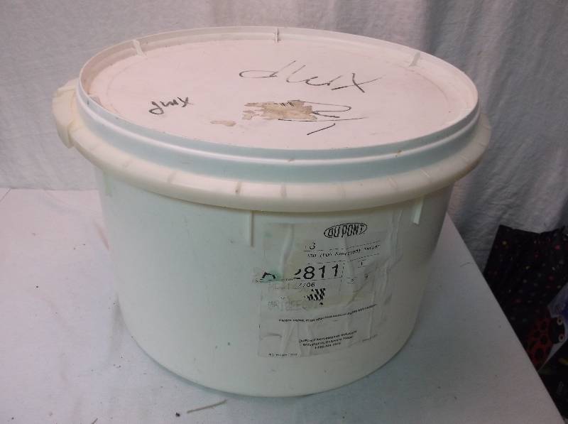 lot 64 image: Storage Tote