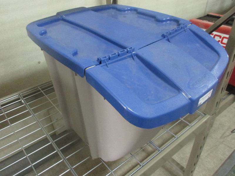 sun cast tote