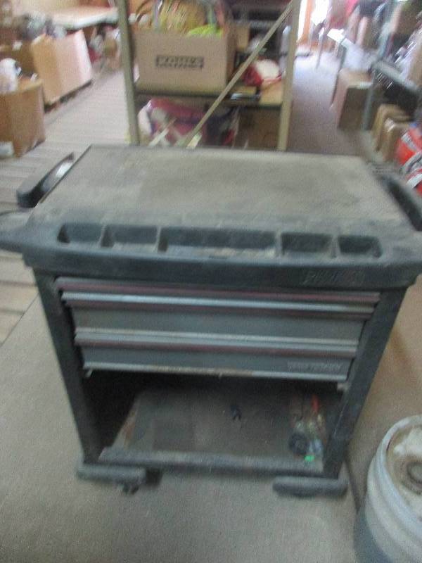 craftsman tool box on wheels