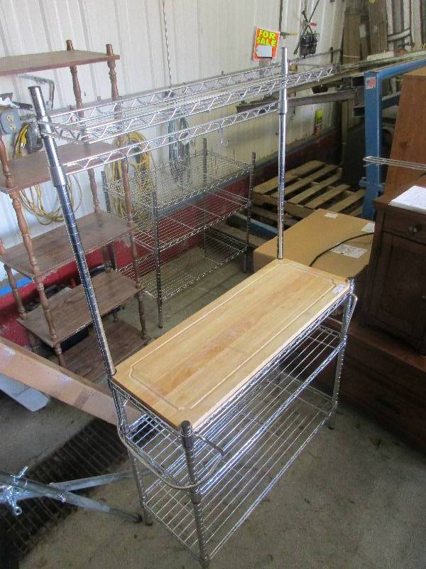 2 wire shelves