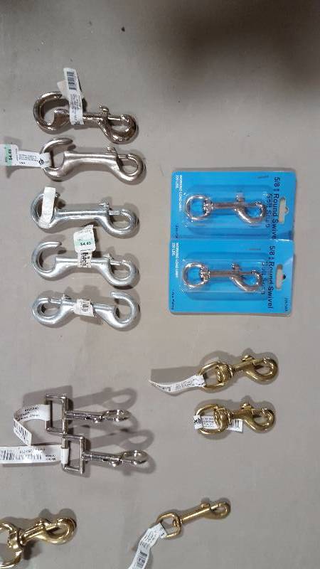 lot 10 image: 38 - 1 Assorted  snaps