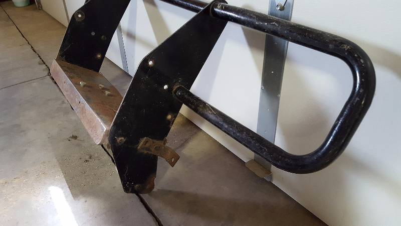 lot 28 image: Bull Guard -Used