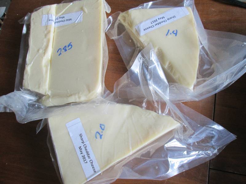 lot 8 image: 6.25 lb.Chunk Sharp Cheddar Cheese ...