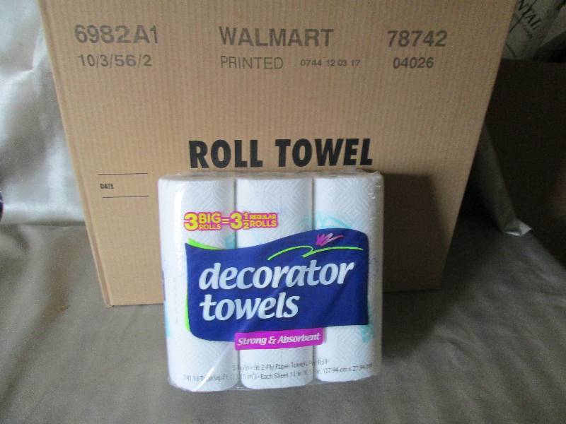lot 118 image: 1 Case of Decorator Paper Towels 10...
