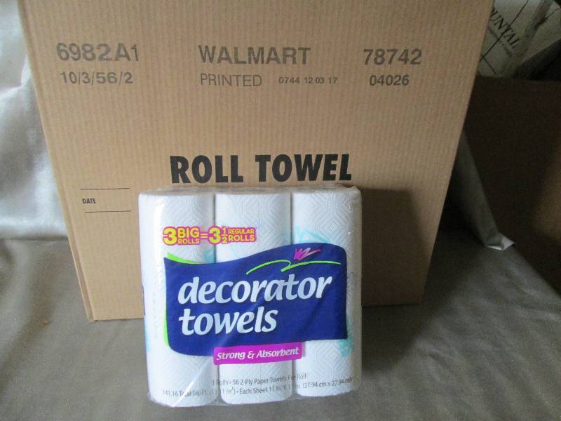 lot 120 image: 1 Case of Decorator Paper Towels 10...