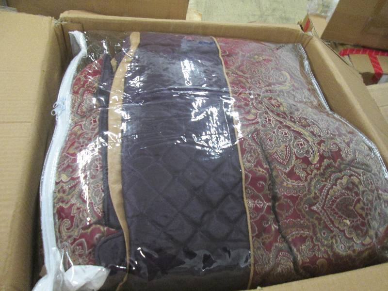 Juliette 12-Piece Bed Set Queen ope...