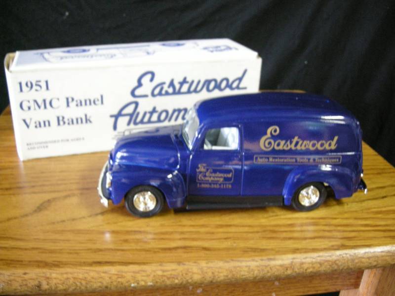lot 30 image: Eastwood Automobilia 1951 GMC Panel Van Bank