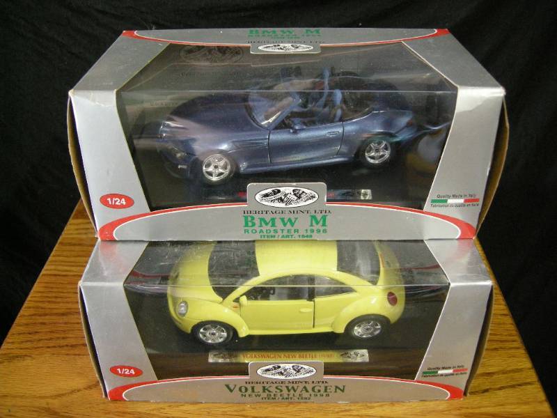 lot 34 image: Heritage Mint 124 Diecast BMW and Volkswagen