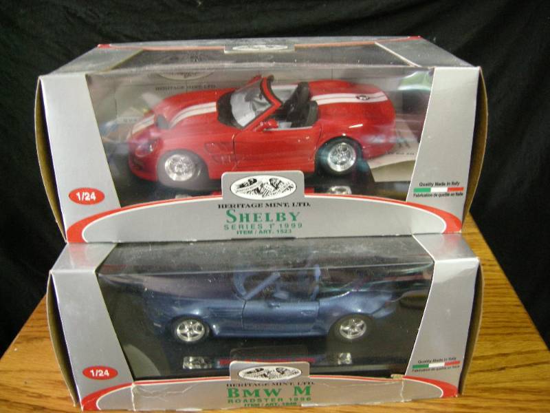 lot 35 image: Heritage Mint 124 Diecast Shelby & BMW